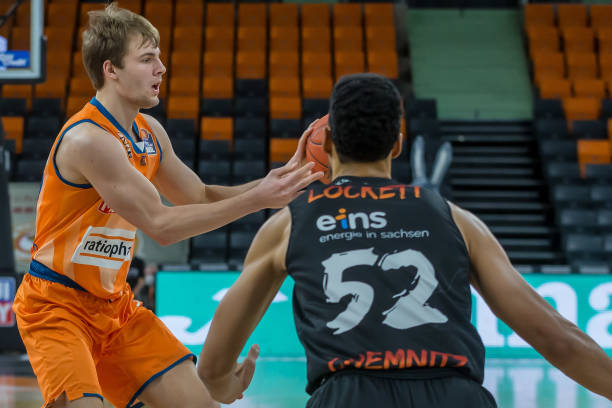 尤其在本赛 尤其在本赛