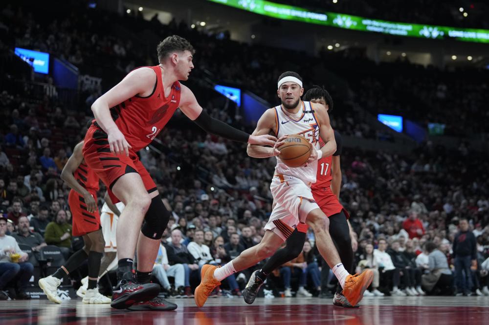 现于场下 现于场下